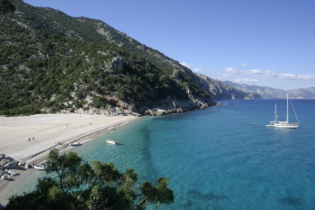 Hotel Brancamaria Cala Gonone Dış mekan fotoğraf