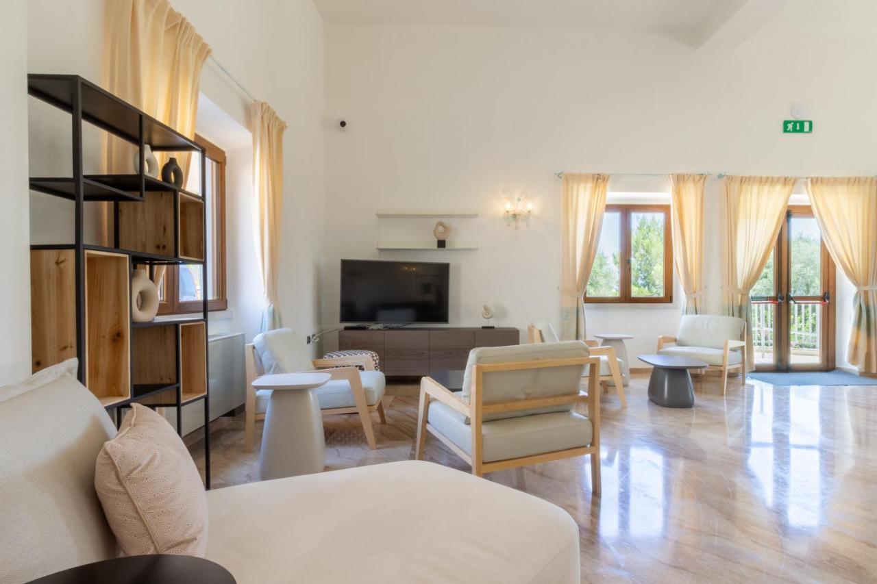 Hotel Brancamaria Cala Gonone Dış mekan fotoğraf